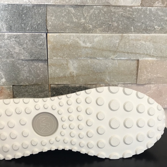 MICHAEL Michael Kors Bodie Slip On Sneakers - Picture 11 of 11